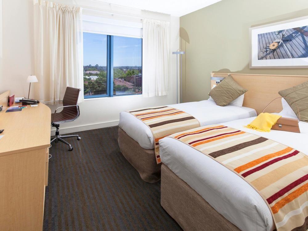 Novotel Melbourne St Kilda Extérieur photo