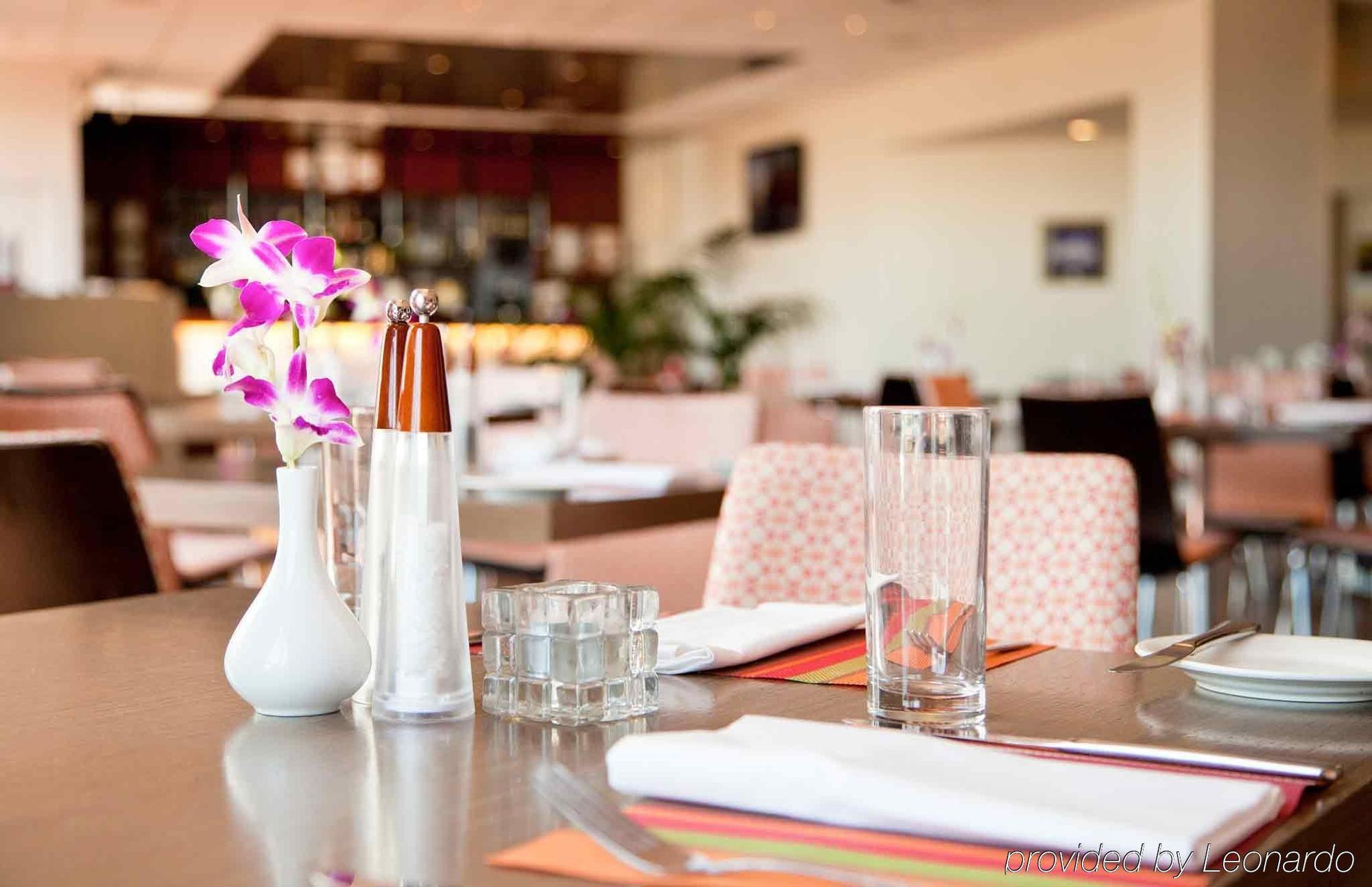 Novotel Melbourne St Kilda Extérieur photo